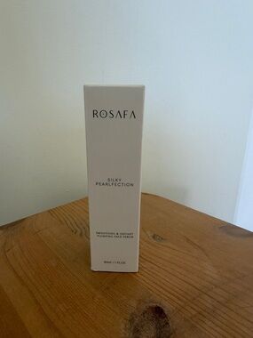 Silky Pearlection Plumping Face Serum - White